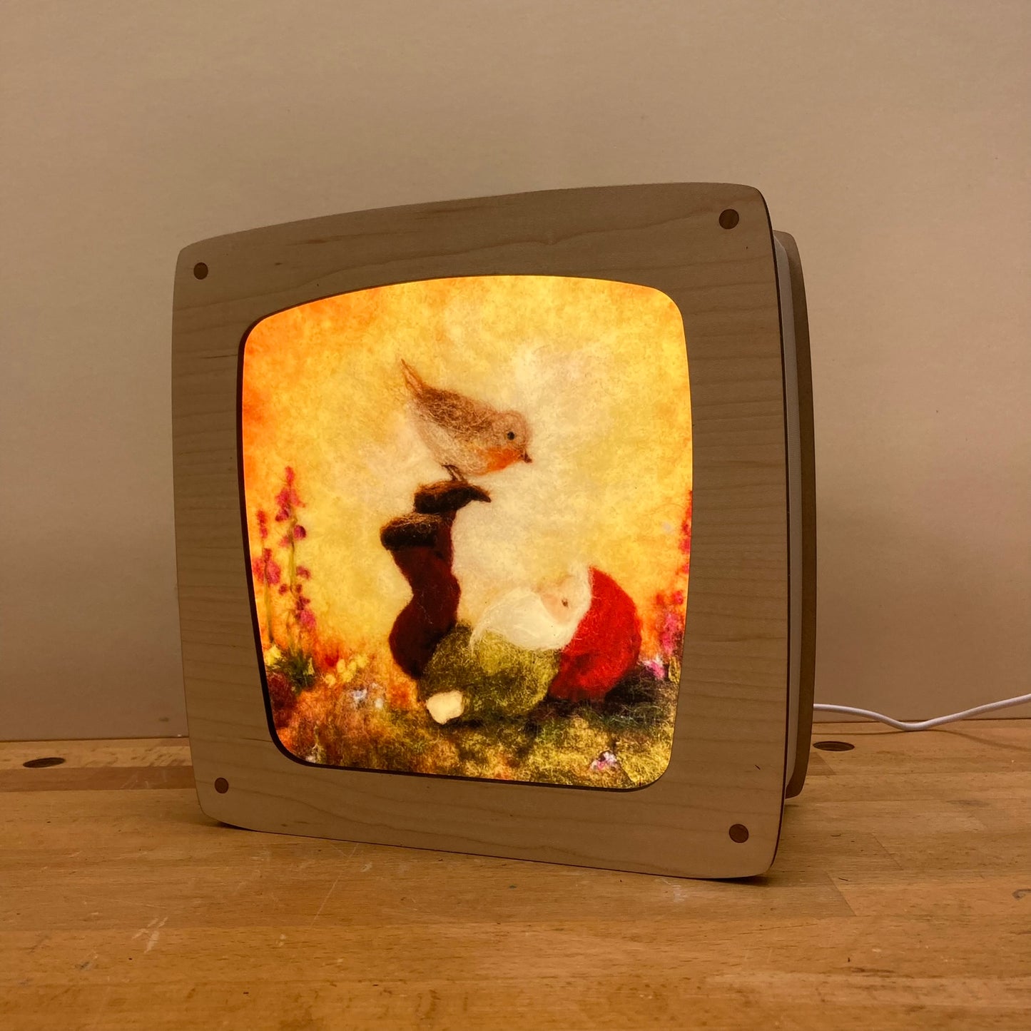 Gnome with robin | Ann Galland
