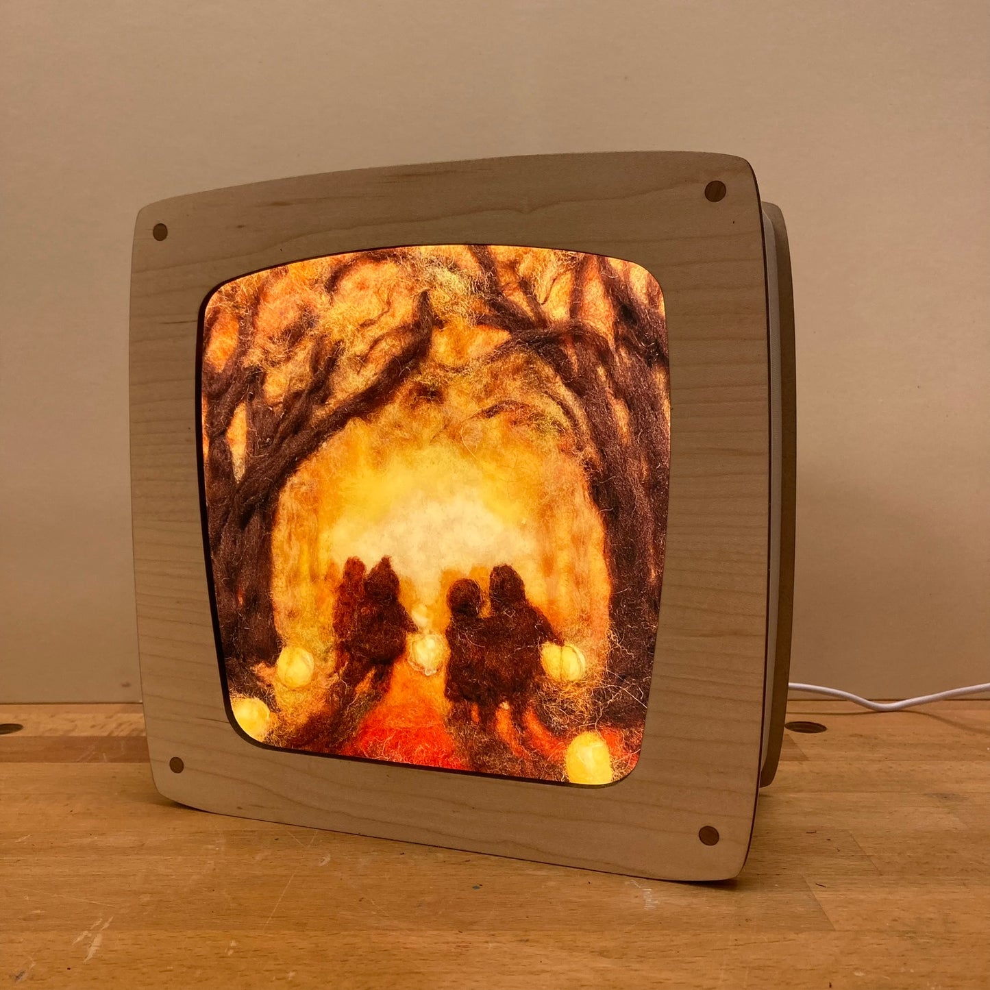 Lanterns in the woods | Ann Galland